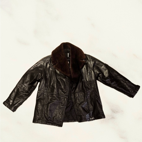 Leather bomber/aviator jacket with fur shawl - Picture 1 of 4